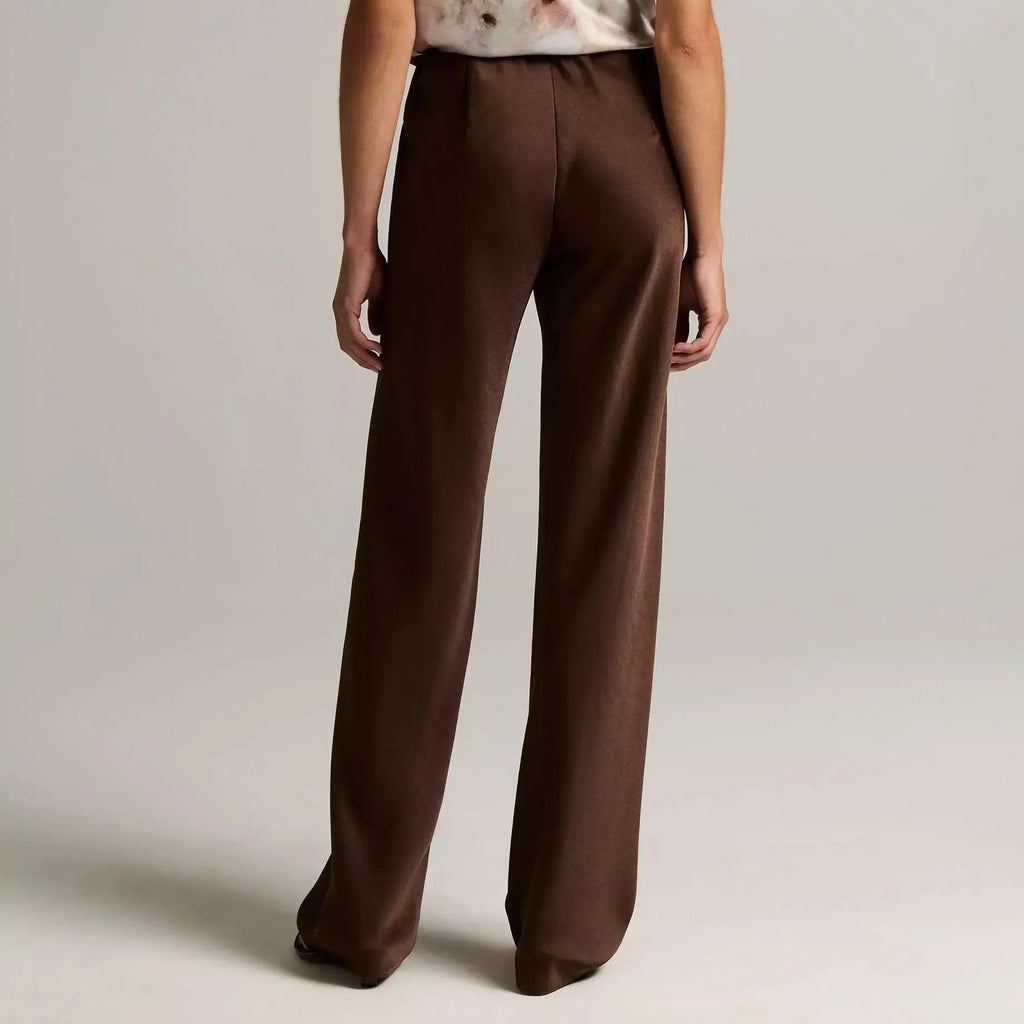 Women's drapey wide leg trousers